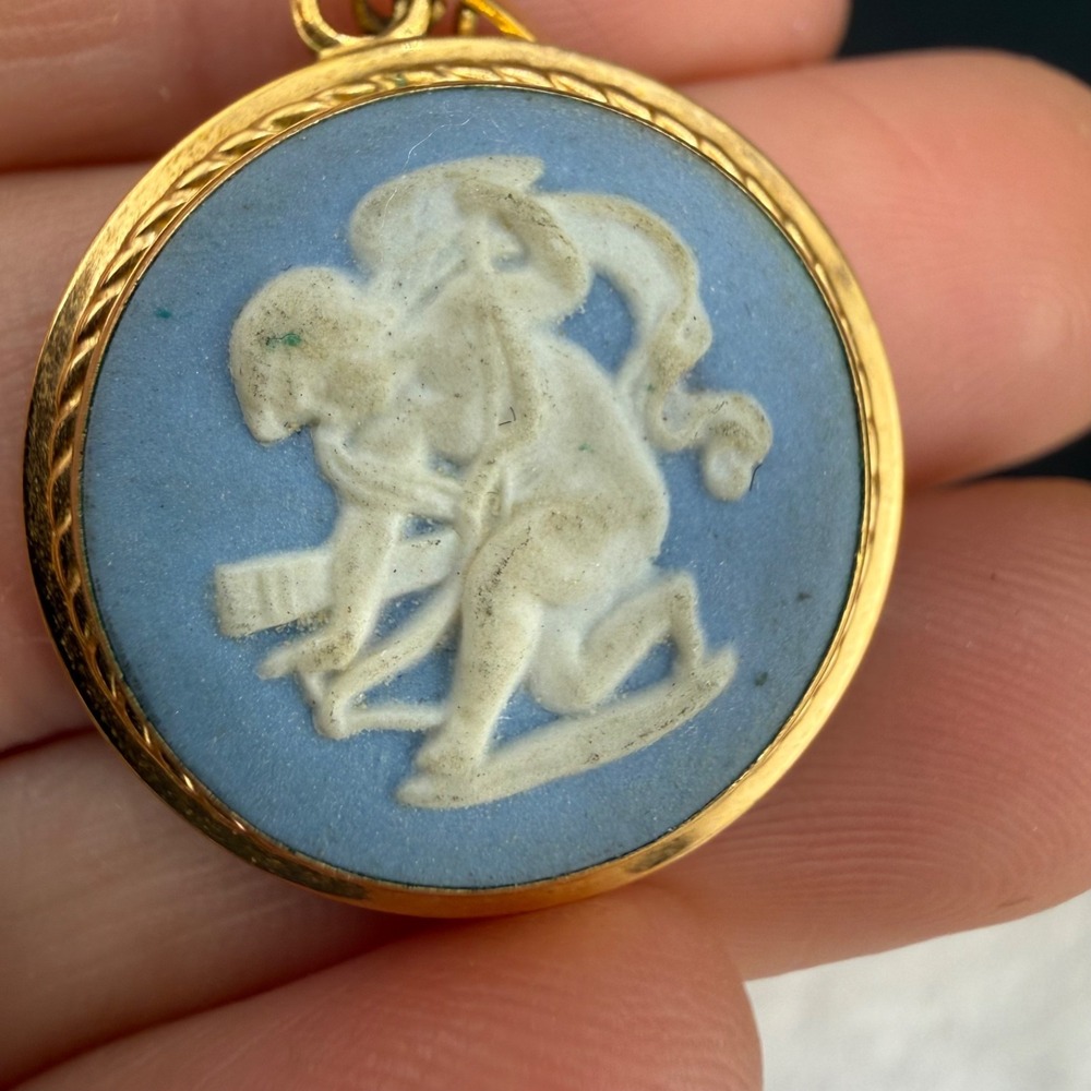 Vintage Wedgwood Pendant Blue Gold Tone Angel Round Vintage Antique Jewelry